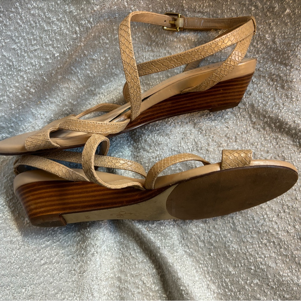 Cole Haan Textured Strappy Tan 1.5" Wedge Leather Sandal Size‎ 8 - Picture 7 of 9
